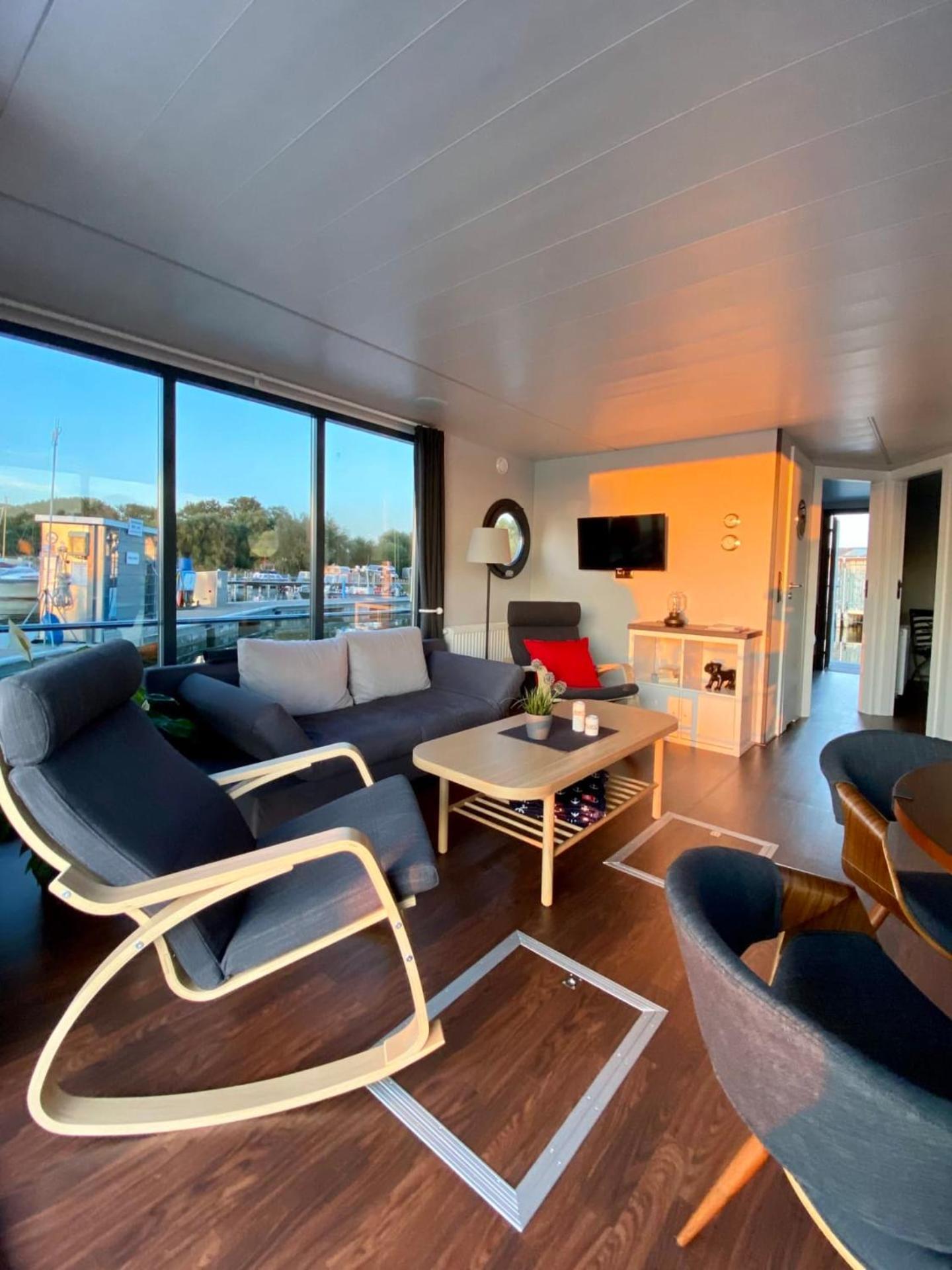 Ferienzentrum Yachthafen Rechlin Exteriér fotografie